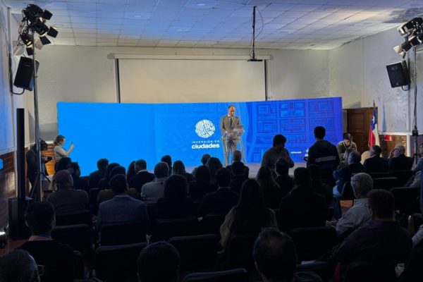 Evento Construyendo Ciudades de la CCHC